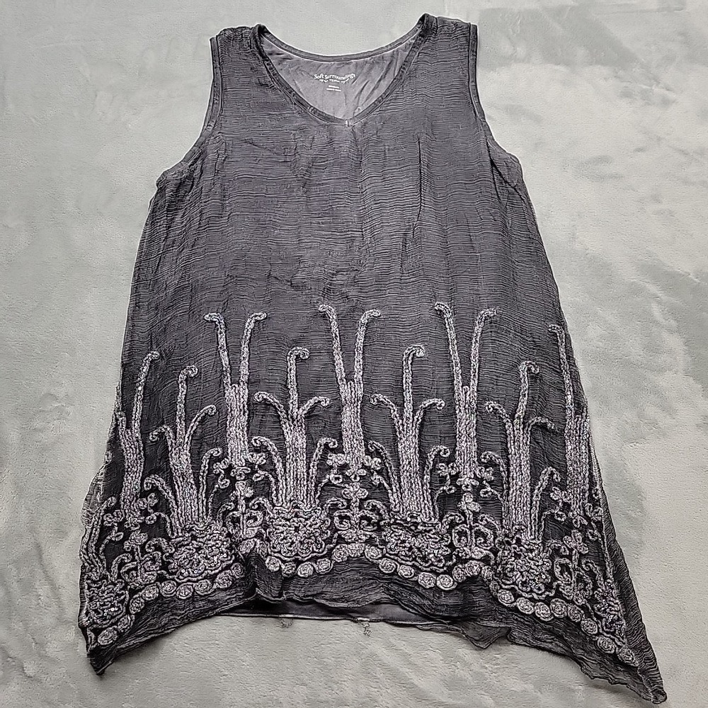 Soft Surroundings Shirt Womens Medium Gray Embroidered Sequin Sharkbite Tunic